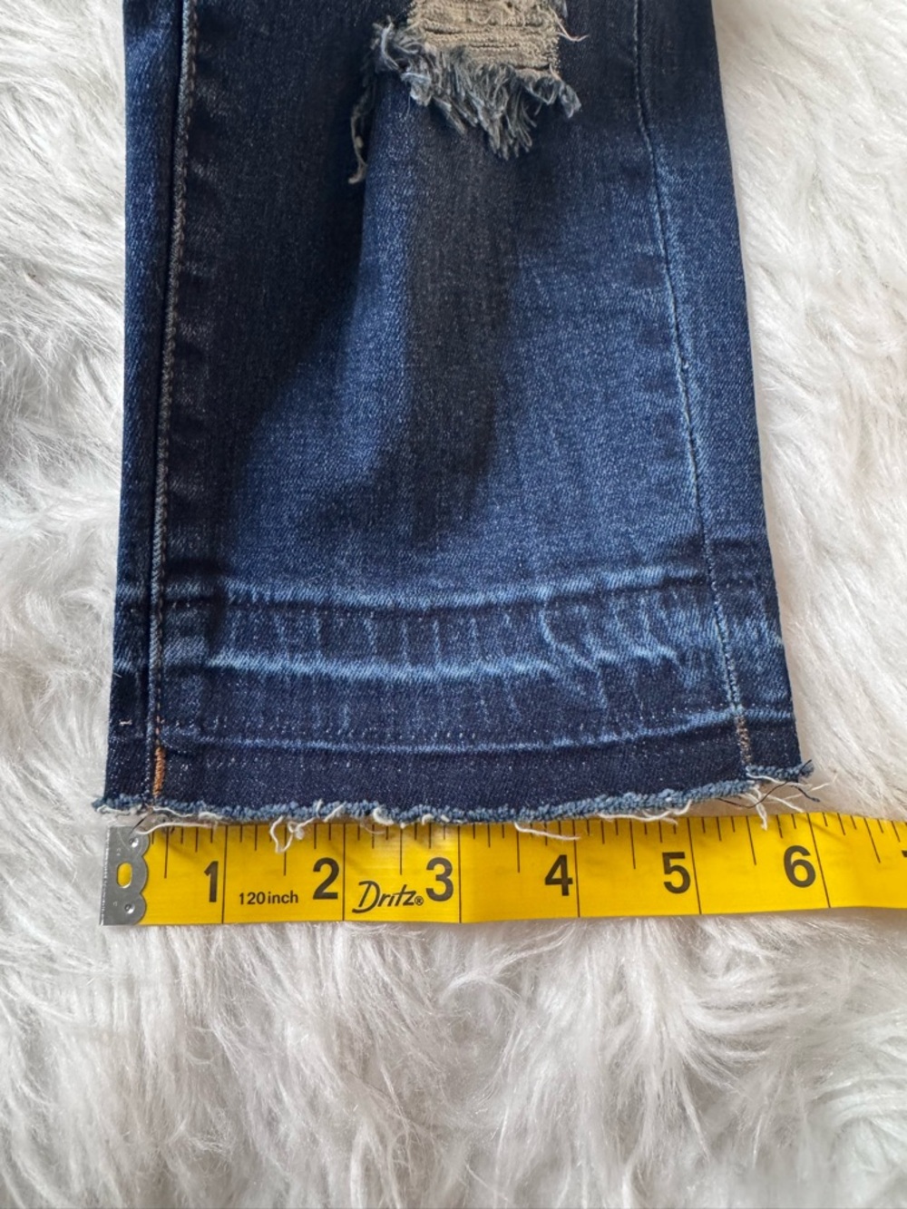 Kancan Size 5/26 Distressed Mid-Rise Women’s Capri Denim - Dark Blue - Picture 9 of 9